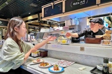 갤러리아百, 하츠노스시·겐츠 베이커리 등 F&B 브랜드 선봬