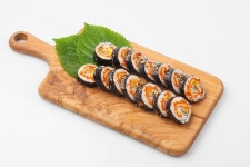서초구 한 김밥집 130여명 무더기 식중독 증상...당국 역학조사