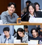 강태오·김세정·이신영 이강에는 달이 흐른다, 대본리딩 현장 공개