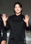 [포토] 중식 마녀 '떨리는 포토타임'