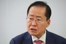 '윤석열 사형·한동훈 제명'...홍준표 