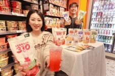 이마트24, 성수310 파우치음료·아이스크림 선봬...믹솔로지 콘셉트