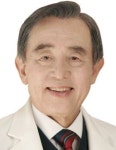 최초 가정의 윤방부 박사, 아산충무병원 재단이사장에
