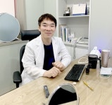 [건강칼럼] 수술 부담없는 올인원 리노바리프팅으로 피부 탄력