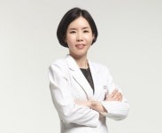 [건강칼럼] 작은 얼굴 연출 더블로 골드…피부 리프팅 효과 즉석 확인