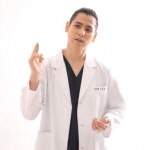 [건강칼럼] 턱선 쳐진 얼굴라인, 실리프팅으로 매끈하게~