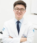 [건강칼럼] 임플란트 시술 후 주위염 조심… 꼼꼼한 칫솔질 부탁해요