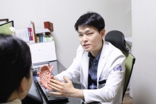 지속되는 명치통증, 만성 소화불량… 원인은 담적 때문?