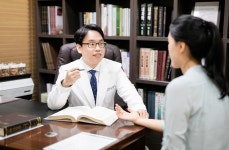 원인 불명 교통사고 후유증, 한의원 치료로 관리 가능