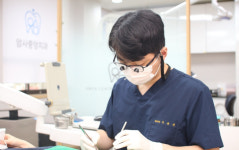 임플란트 부작용 줄이려면 의료진의 숙련도 꼼꼼히 따져봐야