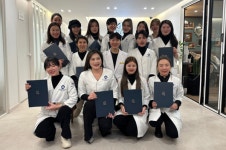 이지동안의원 강남본점, 중국 예비 의료인 대상 피부·성형 아카데미 성료