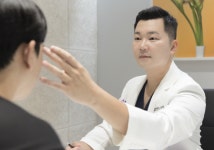 화려하면서 어색치 않은 쌍꺼풀 원할땐,  눈매ㆍ눈꺼풀 상태 따른 맞춤 성형 진행을