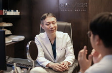 안면윤곽 수술 후 부작용, 신경차단술로 재수술해 문제 개선