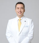 불법 시술로 남은 얼굴 이물질, 페이스타이트로 절개 없이 부드럽게 제거 가능
