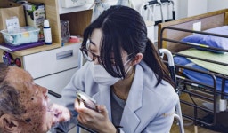 인천 검단 예온치과병원, 지역 요양병원 찾아 구강검진 봉사활동