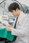 틀니 vs 전체임플란트, 구강 상태에 맞는 선택이 중요