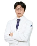 서울대본병원, 서울대병원 출신 척추 내시경 분야 숙련의 김창욱 원장 영입으로 진료 전문성 높여