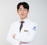 분당안과의원 잘 보인다고 안심할 수 없는 눈 건강… 정기적인 안과검진 중요성 강조