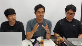 [점프업G] 투핸즈게임즈, 챔피언스트라이크는 조작의 손 맛이 있는 전략 게임