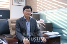 탑솔라, 국내최대 400MW 태양광발전소 시공실적 확보… 신재생에너지시장 선도