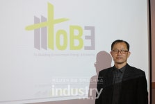 태양광 O&M 대표 사업, 모듈 청소 통해 발전 효율 높인다