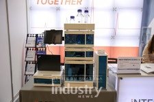 [KOREA LAB 2019] 인터페이스엔지니어링, 고성능 액체 크로마토그래피 장비 선보여