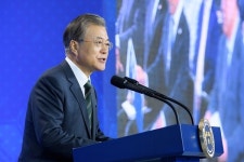 정부, 바이오헬스 산업 혁신전략 발표…빅데이터와 AI 활용에 투자