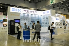 [2019엑스포솔라] 디아이케이, 태양광 벽걸이형 인버터 선보여