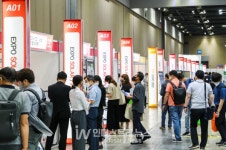 탄소중립과 지속가능한 태양광 산업의 빛을 쏘다