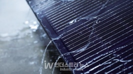 일강E&I, 표면 먼지와 얼룩에서 자유로운 풀스크린 태양광 모듈 출시
