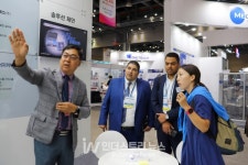 모로코 IRESEN 사미르 라치디 원장, 2024 세계 태양에너지 엑스포 현장 방문