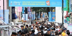 中 단체관광객 무비자 입국 개시…韓 유통·식품업계 중화권 특수 기대