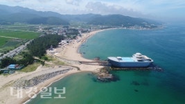 장사상륙작전 문산호 전시관 공사지연, 시공사 책임으로 밝혀져