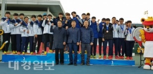 문경공업고등학교, 남자고등부 정구 단체전 금메달 획득