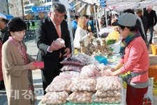 호명면 농·특산물 직거래장터 개장