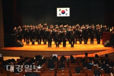 신중년사관학교, 사랑 나눔 음악회