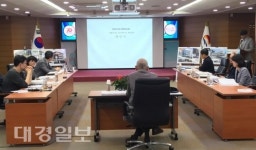 명품거리 조성 위해 2km 구간 200여 개 간판 교체