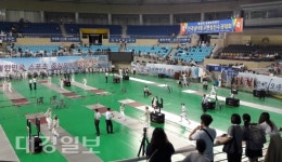 한국 펜싱 이끌 검객들, 김천서 ‘격돌’