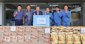 ㈜포스코엠텍, 오천읍에 추석맞이 후원물품 전달