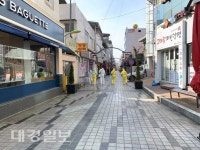 안동시 중구동 코로나19 대응 민·관 합동 방역, 서구동주민자치위원회  위문품 전달