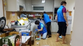 포항 환여동 지역사회보장협의체, 경로당 청소 및 미용 봉사