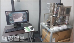 포스텍, 세계 최초 AI 전자현미경 개발 성공