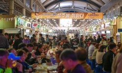 시장 둘러보고 맥주 마시고 성주 별빛야시장북적북적