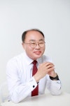 [4.10총선 주자들] 출마 선언·출판기념회 러시