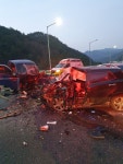 경북 봉화에서 3중 추돌 … 운전자 2명 사망