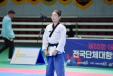 태극마크 단 서채원, 2024년 홍콩세계태권도 선수권대회 대표 선발