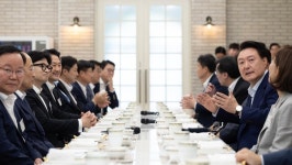 [속보] 윤 대통령, 24일 한동훈 대표 등 與 지도부 초청 만찬