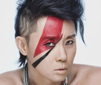 SNS 사용의 옳은 예.. 이승환, 사전투표 인증 후 떠난 곳?
