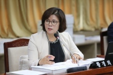 황경희 수원시의회 의원, 푸드트럭 영업장소 확대 추진