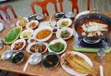 제주 서귀포 맛집 산방산과 함께하는 효리의단골집 옥돔구이한정식 미도식당